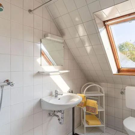 Apartment Bi-uns-to-hus *